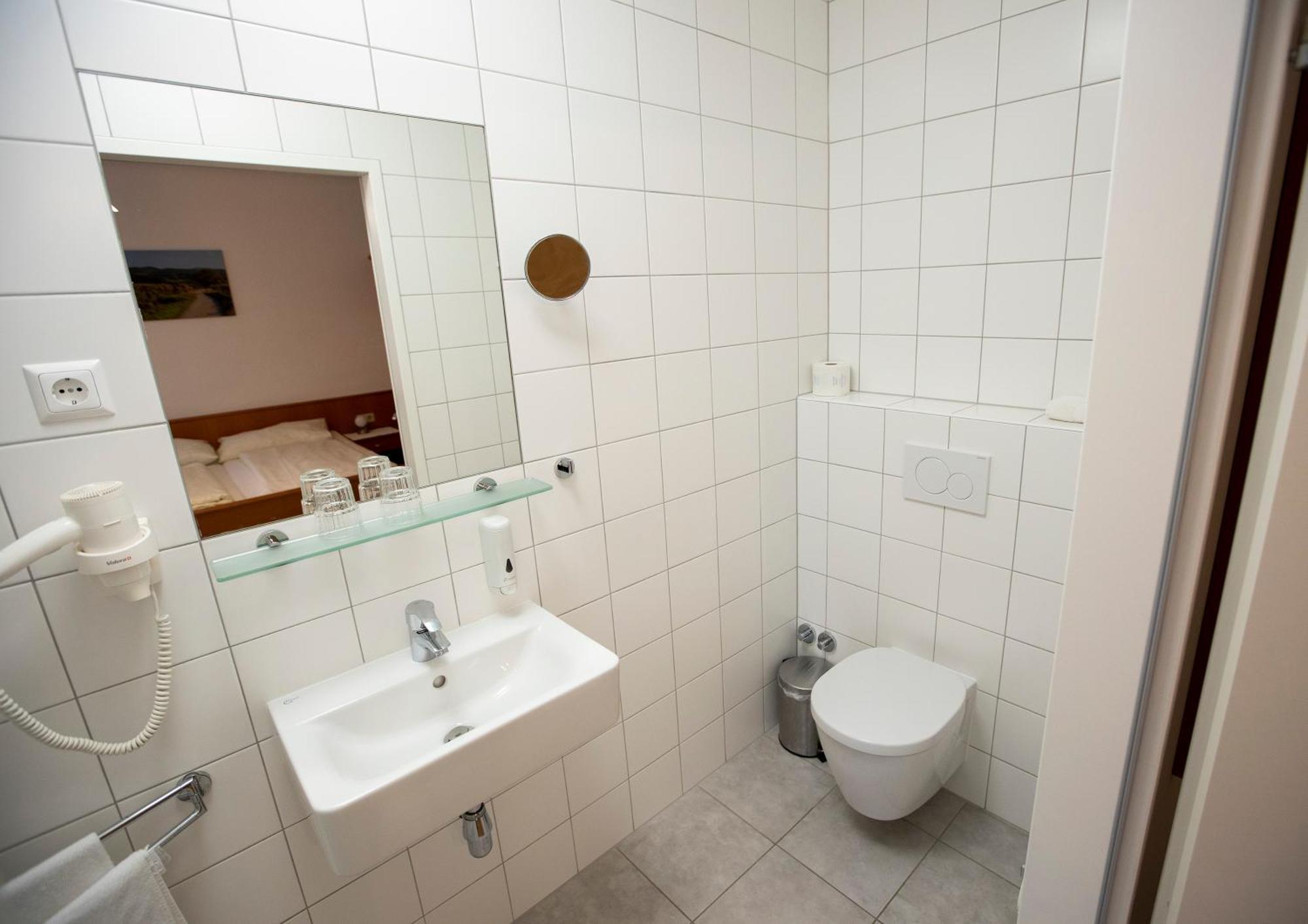 Hotel-Gasthof Martinek Baden Eksteriør billede